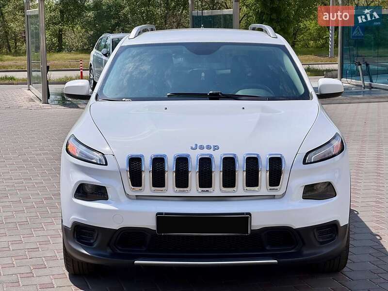 Внедорожник / Кроссовер Jeep Cherokee 2017 в Запорожье