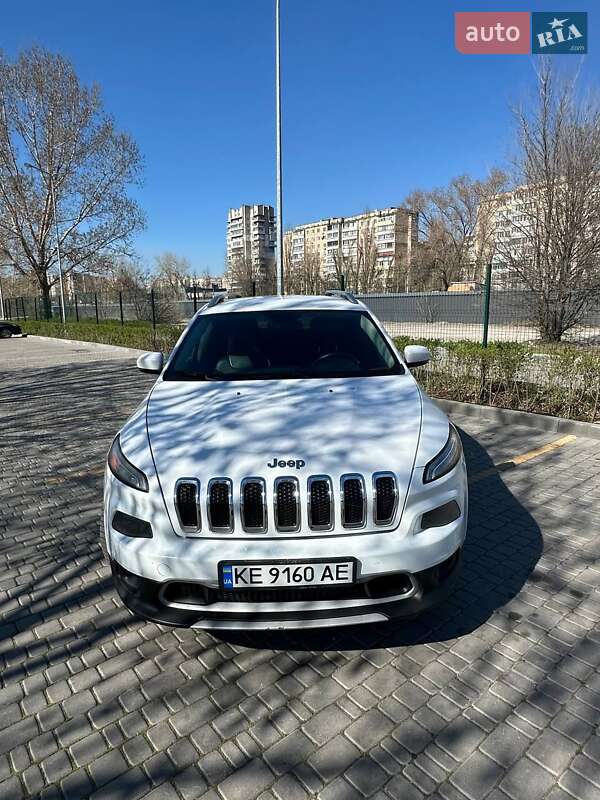 Внедорожник / Кроссовер Jeep Cherokee 2014 в Каменском