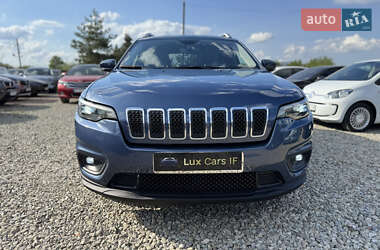 Позашляховик / Кросовер Jeep Cherokee 2019 в 