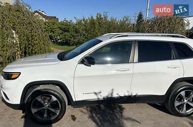 Внедорожник / Кроссовер Jeep Cherokee 2018 в 
