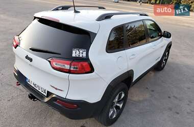 Внедорожник / Кроссовер Jeep Cherokee 2015 в 