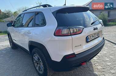 Внедорожник / Кроссовер Jeep Cherokee 2020 в 