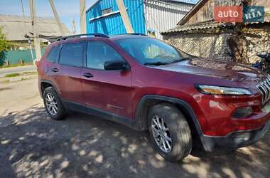 Внедорожник / Кроссовер Jeep Cherokee 2015 в 