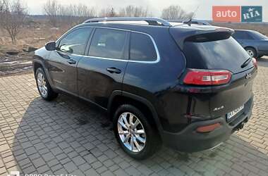 Позашляховик / Кросовер Jeep Cherokee 2015 в 