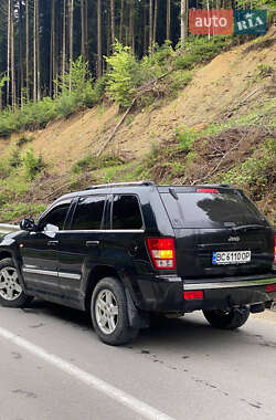Позашляховик / Кросовер Jeep Cherokee 2007 в 