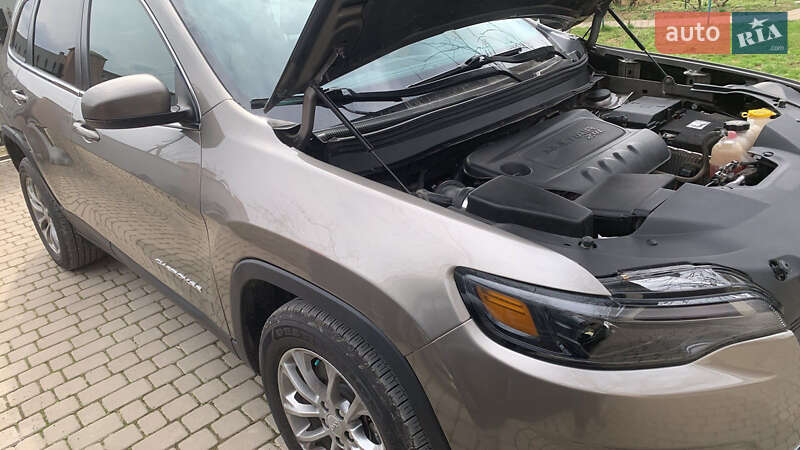 Позашляховик / Кросовер Jeep Cherokee 2020 в Івано-Франківську