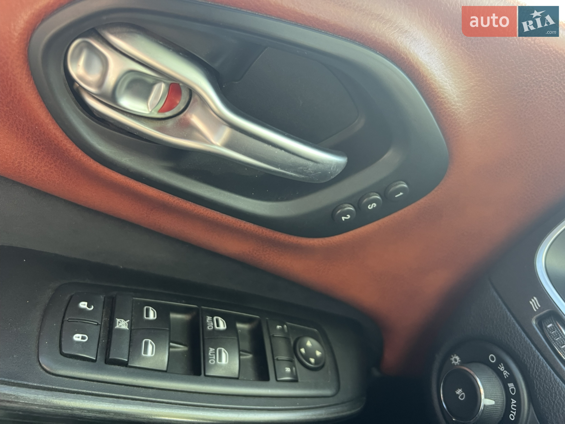 2013 Jeep Cherokee - мініатюра 10