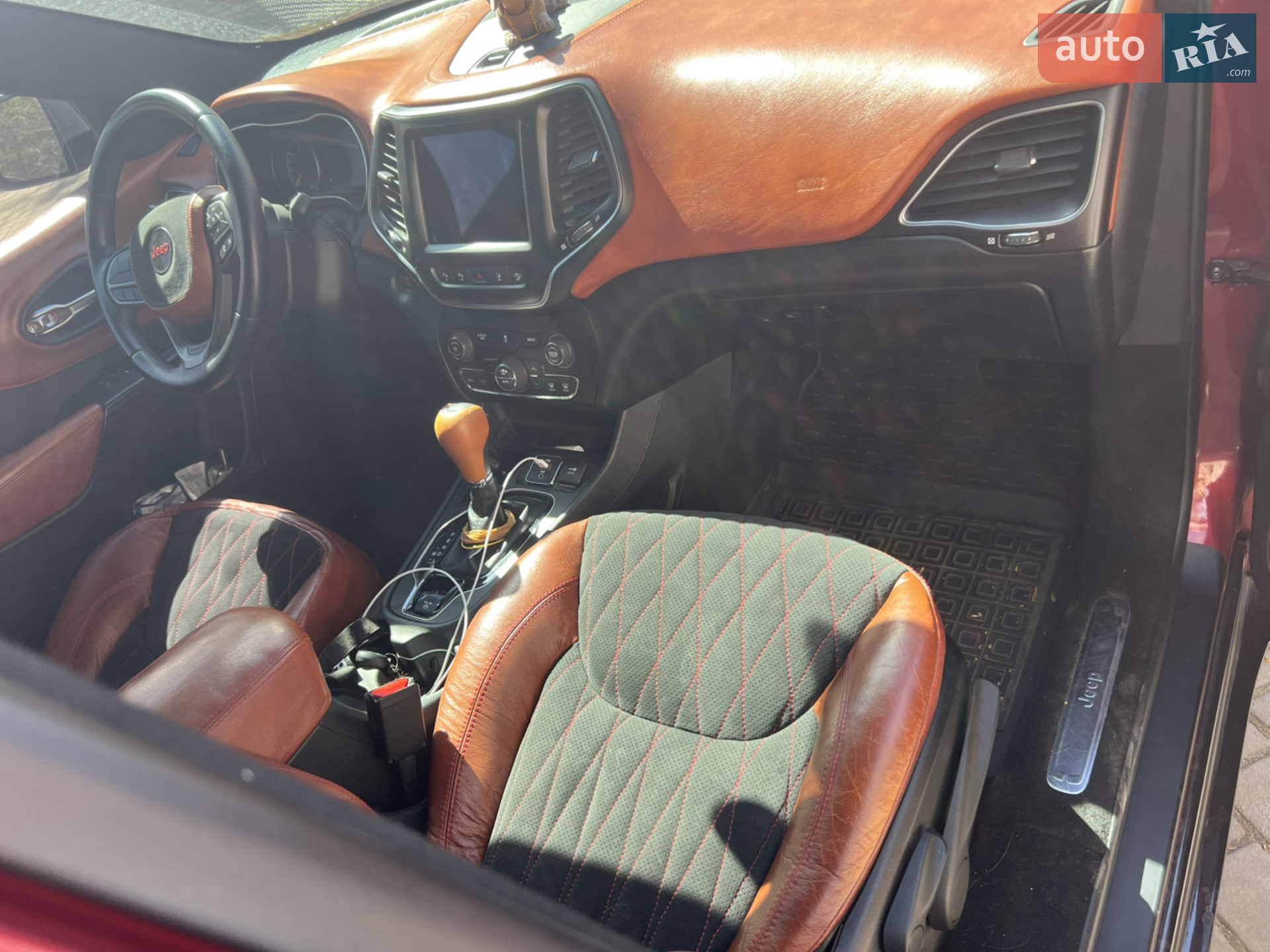 2013 Jeep Cherokee - мініатюра 23