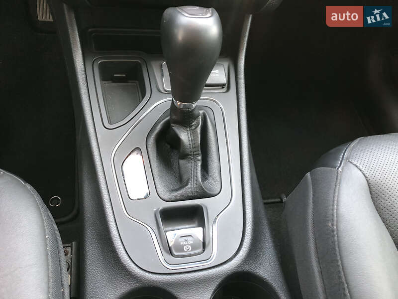 Позашляховик / Кросовер Jeep Cherokee 2020 в Ірпені