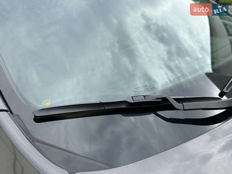 Внедорожник / Кроссовер Jeep Cherokee 2020 в Киеве