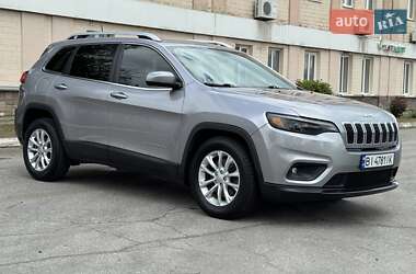 Позашляховик / Кросовер Jeep Cherokee 2019 в 