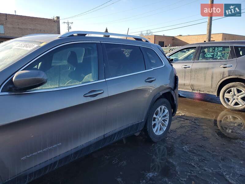 Позашляховик / Кросовер Jeep Cherokee 2019 в Львові
