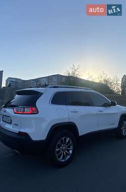 Позашляховик / Кросовер Jeep Cherokee 2020 в 