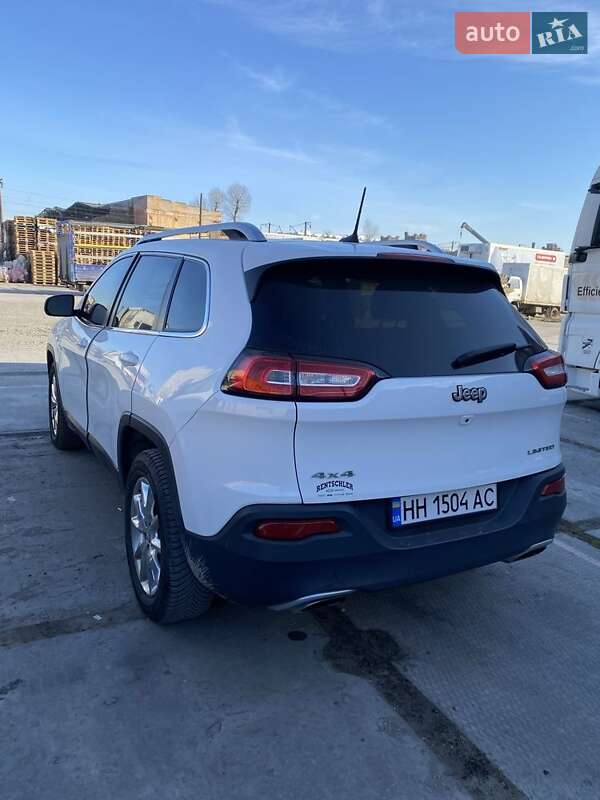 Позашляховик / Кросовер Jeep Cherokee 2015 в Одесі