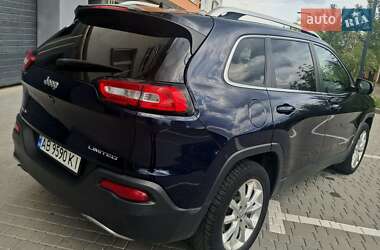 Позашляховик / Кросовер Jeep Cherokee 2016 в 
