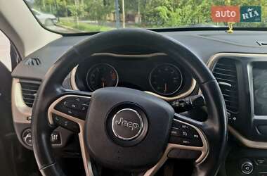 Позашляховик / Кросовер Jeep Cherokee 2016 в 