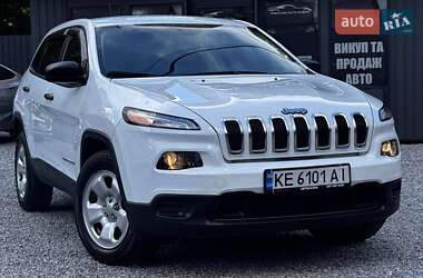 Позашляховик / Кросовер Jeep Cherokee 2016 в 