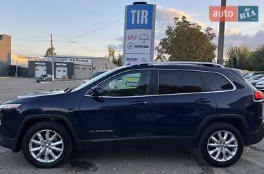 Внедорожник / Кроссовер Jeep Cherokee 2015 в 