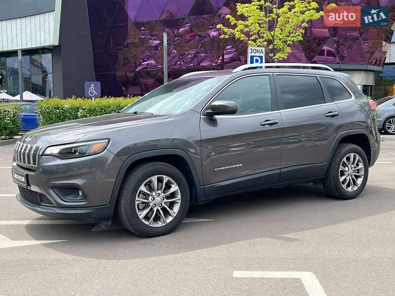 Позашляховик / Кросовер Jeep Cherokee 2018 в Києві