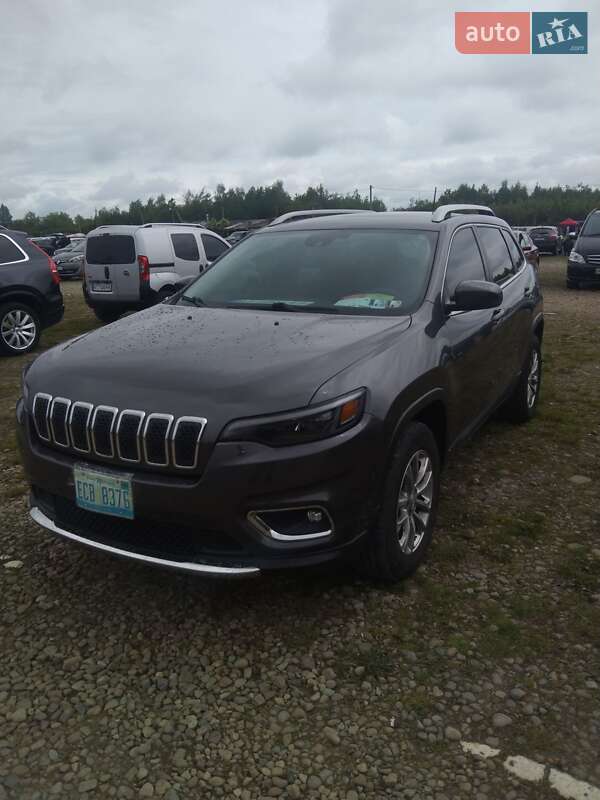 Внедорожник / Кроссовер Jeep Cherokee 2020 в 