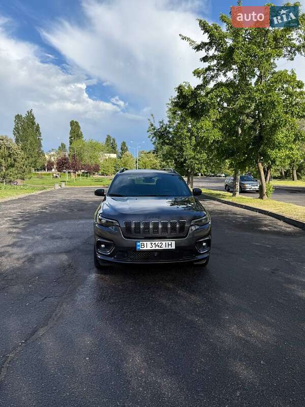 Позашляховик / Кросовер Jeep Cherokee 2019 в Кременчуці