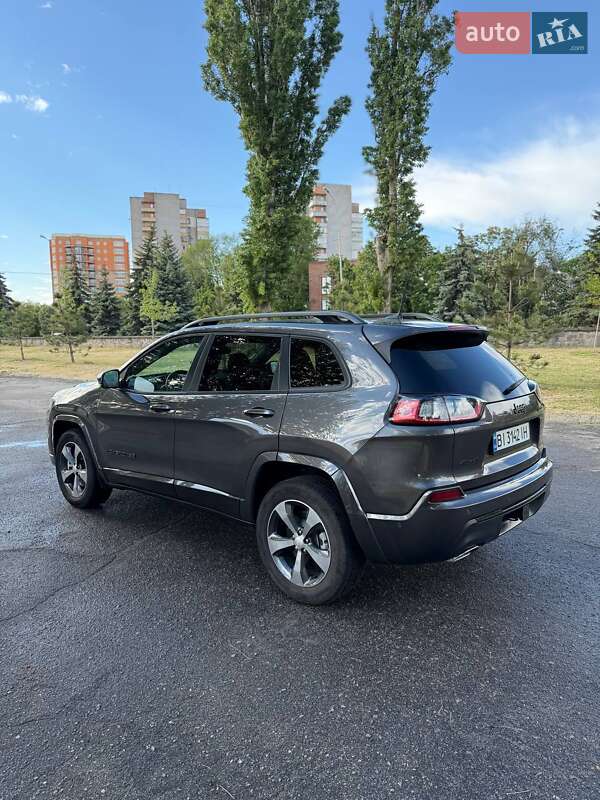Позашляховик / Кросовер Jeep Cherokee 2019 в Кременчуці