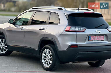 Внедорожник / Кроссовер Jeep Cherokee 2020 в 