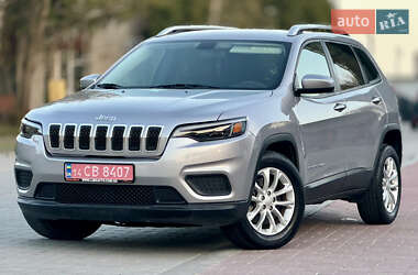 Внедорожник / Кроссовер Jeep Cherokee 2020 в 