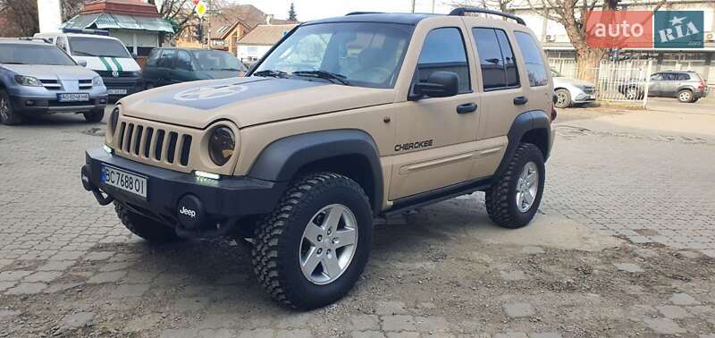 Внедорожник / Кроссовер Jeep Cherokee 2002 в 