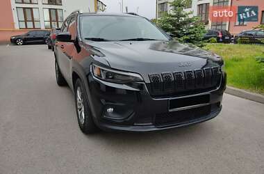 Позашляховик / Кросовер Jeep Cherokee 2019 в 