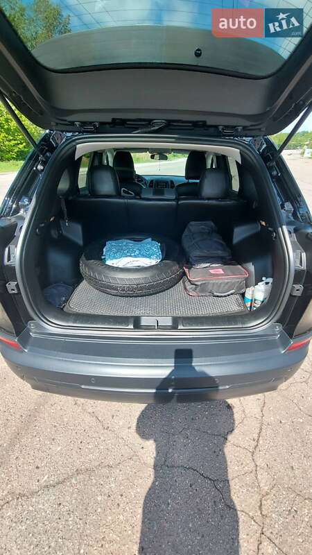 Внедорожник / Кроссовер Jeep Cherokee 2018 в Полтаве