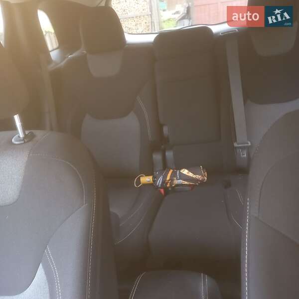 Внедорожник / Кроссовер Jeep Cherokee 2017 в Сколе