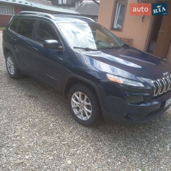 Внедорожник / Кроссовер Jeep Cherokee 2017 в Сколе