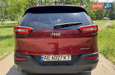 Позашляховик / Кросовер Jeep Cherokee 2017 в 