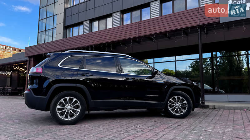 Внедорожник / Кроссовер Jeep Cherokee 2018 в Полтаве