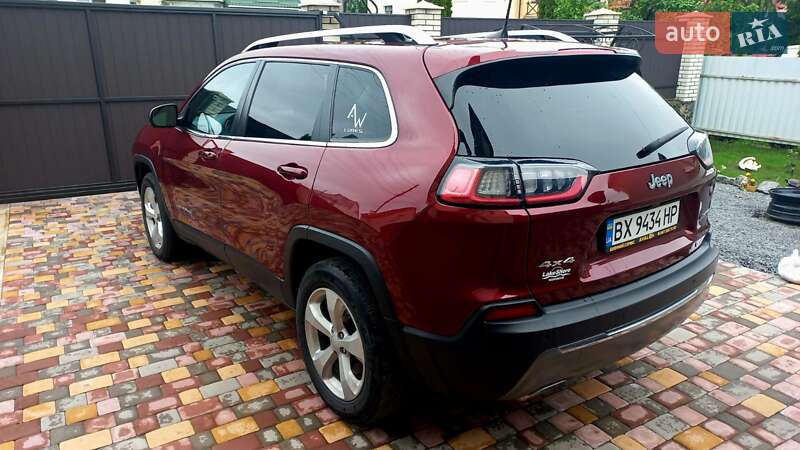 Внедорожник / Кроссовер Jeep Cherokee 2020 в Хмельницком