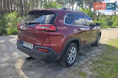 Позашляховик / Кросовер Jeep Cherokee 2015 в 