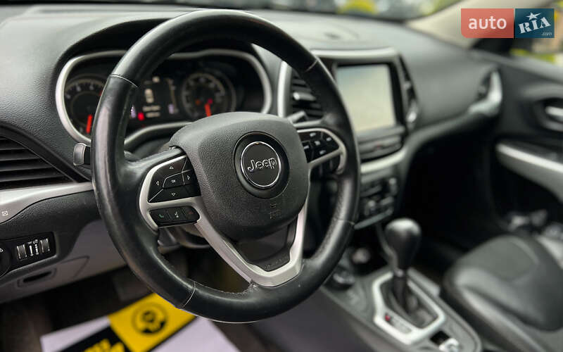 Внедорожник / Кроссовер Jeep Cherokee 2018 в Львове