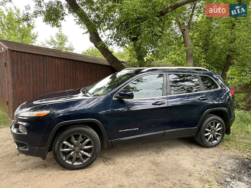 Позашляховик / Кросовер Jeep Cherokee 2014 в Харкові