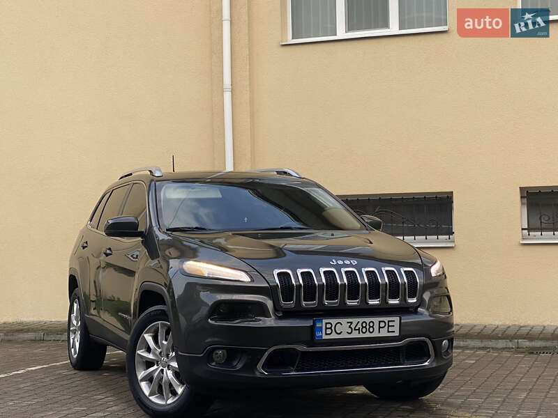 Внедорожник / Кроссовер Jeep Cherokee 2016 в Трускавце