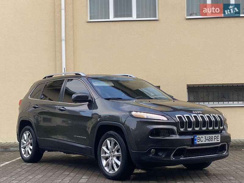 Внедорожник / Кроссовер Jeep Cherokee 2016 в Трускавце