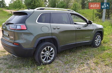 Позашляховик / Кросовер Jeep Cherokee 2018 в 