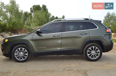 Позашляховик / Кросовер Jeep Cherokee 2018 в 