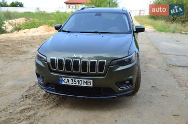 Позашляховик / Кросовер Jeep Cherokee 2018 в 