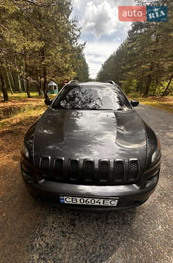 Позашляховик / Кросовер Jeep Cherokee 2016 в 