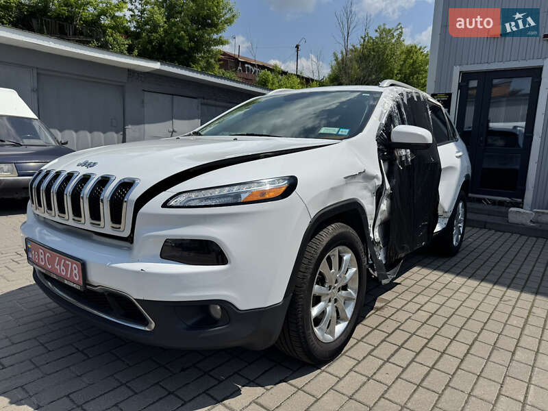 Позашляховик / Кросовер Jeep Cherokee 2016 в Рівному