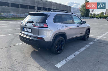 Позашляховик / Кросовер Jeep Cherokee 2018 в  фото 4 Позашляховик / Кросовер Jeep Cherokee 2018 в