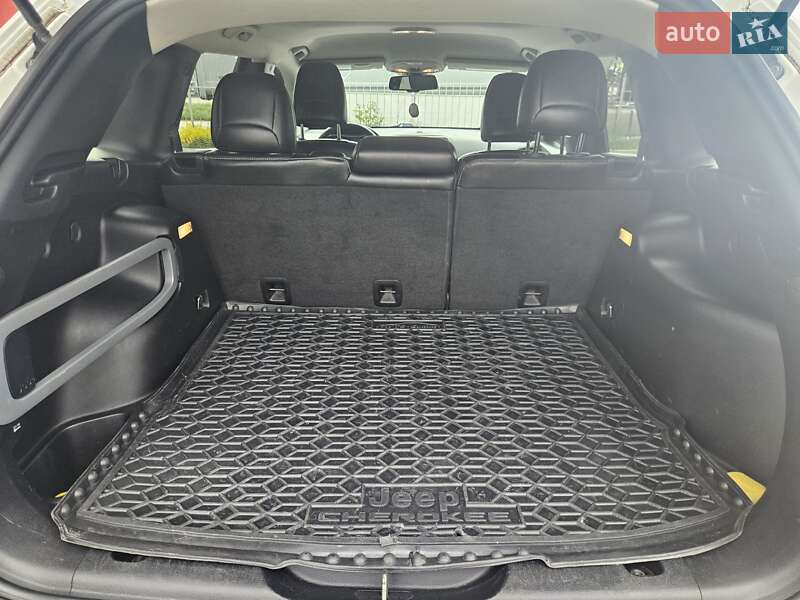 Позашляховик / Кросовер Jeep Cherokee 2014 в Білій Церкві