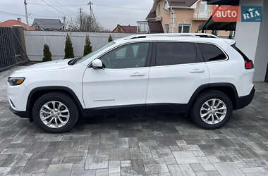 Позашляховик / Кросовер Jeep Cherokee 2019 в 