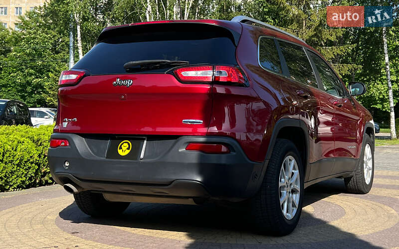 Внедорожник / Кроссовер Jeep Cherokee 2016 в Львове